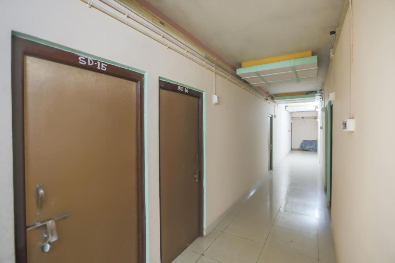 Spot On 10470 Hollywood Joka Bhasa Exterior photo