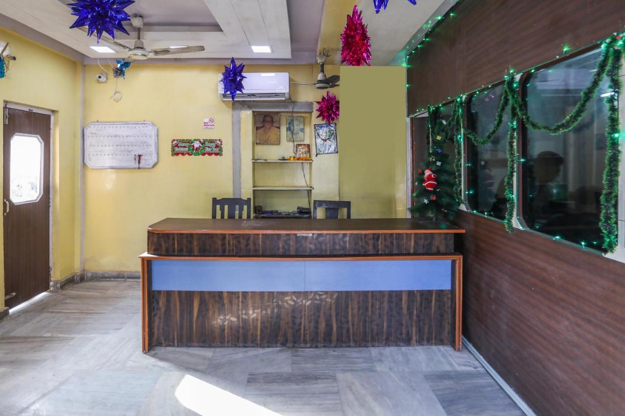 Spot On 10470 Hollywood Joka Bhasa Exterior photo